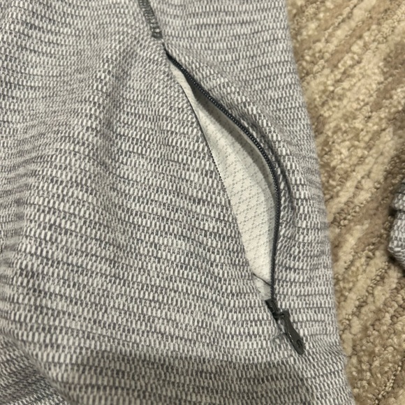 Lululemon Pullover - Picture 6 of 6